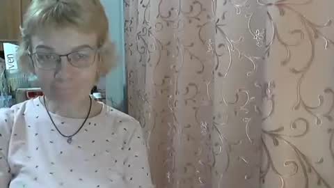 Snapshot of vanillaxcreamy chatting on March 2025 06:23:01 PM Vanillaxcreamy online show from March 2025 06:23:01 PM