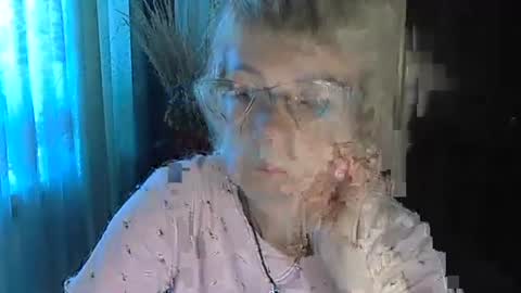 Snapshot of vanillaxcreamy chatting on September 2025 08:40:01 AM Vanillaxcreamy online show from September 2025 08:40:01 AM