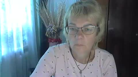 Snapshot of vanillaxcreamy chatting on September 2025 09:03:02 AM Vanillaxcreamy online show from September 2025 09:03:02 AM