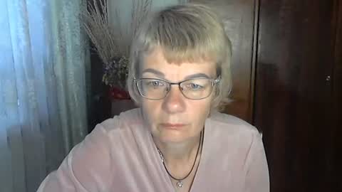 Snapshot of vanillaxcreamy chatting on October 2025 10:14:01 AM Vanillaxcreamy online show from October 2025 10:14:01 AM