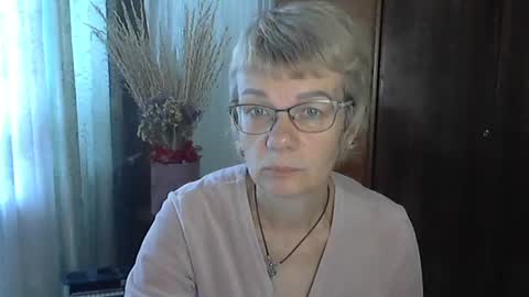 Snapshot of vanillaxcreamy chatting on October 2025 08:26:01 AM Vanillaxcreamy online show from October 2025 08:26:01 AM