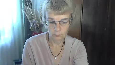 Snapshot of vanillaxcreamy chatting on October 2025 08:14:01 AM Vanillaxcreamy online show from October 2025 08:14:01 AM