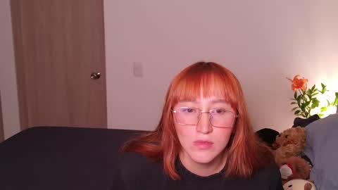 Snapshot of vanlet chatting on May 2026 01:14:01 AM Elizabeth online show from May 2026 01:14:01 AM
