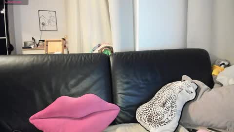 Snapshot of vannessarain chatting on April 2026 09:15:02 PM Vannessa online show from April 2026 09:15:02 PM