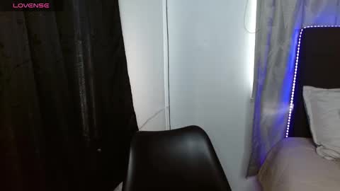 vane online show from October 2025 07:54:02 PM