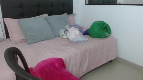 vane online show from February 2026 09:15:02 PM