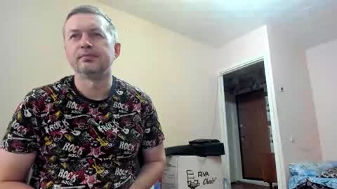 vano_822 online show from October 2025 12:13:02 PM