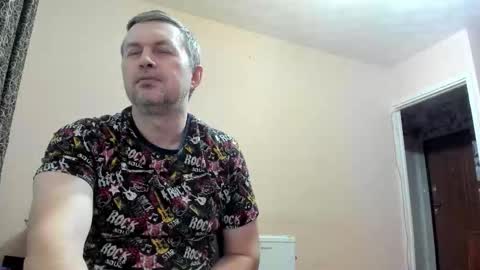 vano_822 online show from November 2025 10:56:02 PM