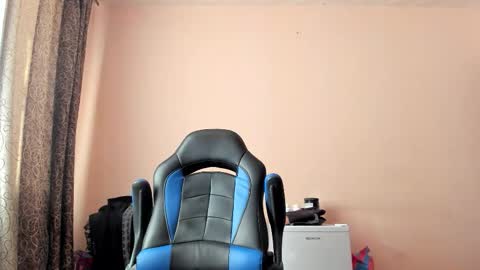 vano_822 online show from February 2026 10:22:02 AM