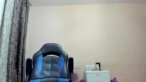 vano_822 online show from March 2026 09:32:02 PM