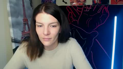 Vanessa online show from October 2025 07:00:02 AM