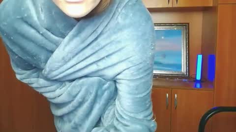 Snapshot of vanrey_ chatting on February 2026 05:36:02 PM Vanessa online show from February 2026 05:36:02 PM