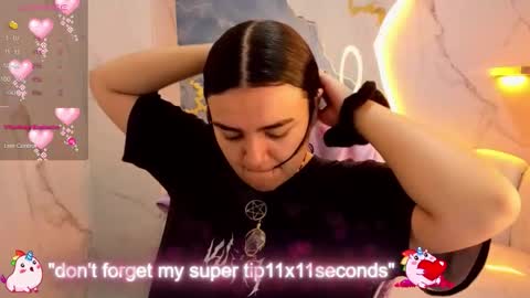 Live 800am 200pm COLOMBIAN HOUR online show from November 2025 01:25:02 PM