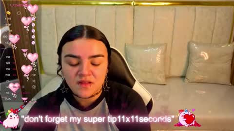 Live 800am 200pm COLOMBIAN HOUR online show from December 2025 02:01:01 PM