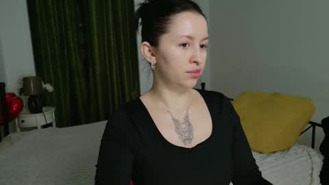 vaolietkat online show from April 2026 05:49:01 AM