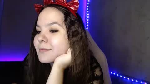 Snapshot of var_kiss chatting on May 2026 08:22:01 AM Var Kiss online show from May 2026 08:22:01 AM