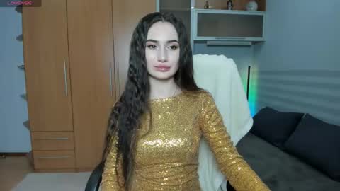Snapshot of vasilisacute chatting on April 2026 07:18:01 PM Mira online show from April 2026 07:18:01 PM