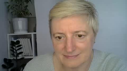 vea_motty online show from April 2026 02:55:02 PM
