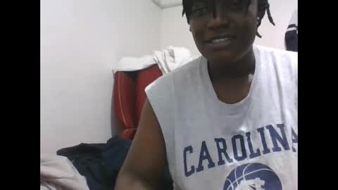 Vee tommy online show from March 2026 02:00:02 AM