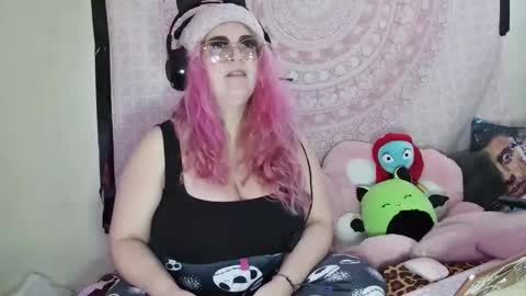 Veronica Lehane online show from December 2024 06:56:02 PM