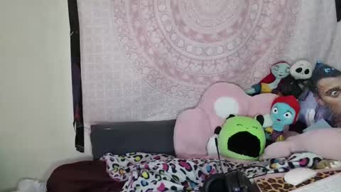 Veronica Lehane online show from December 2024 08:58:02 AM