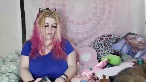 Veronica Lehane online show from March 2025 05:49:02 PM