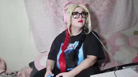 Veronica Lehane online show from October 2025 03:39:02 AM