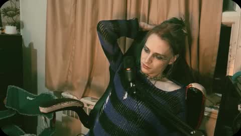 veelucious online show from October 2025 02:53:01 AM