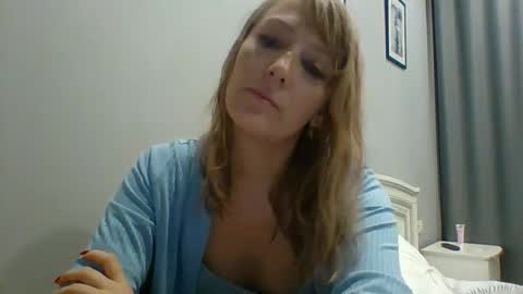 Snapshot of veessa chatting on April 2026 08:21:01 PM Veessa online show from April 2026 08:21:01 PM