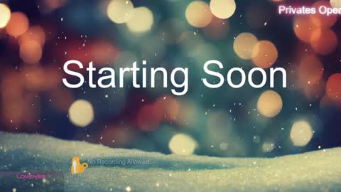 Snapshot of vegas_romance chatting on January 2025 04:44:02 AM vegas_romance online show from January 2025 04:44:02 AM