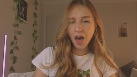 Maria online show from September 2025 03:24:02 PM