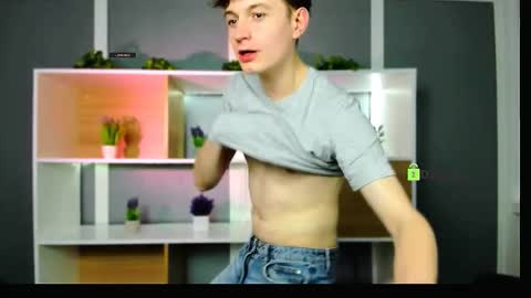 veldi_to online show from February 2026 02:53:01 AM