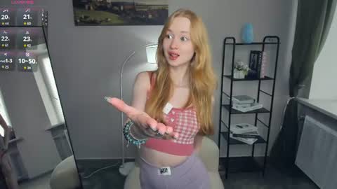 Snapshot of velinavoss chatting on July 2026 12:01:02 PM Alice online show from July 2026 12:01:02 PM