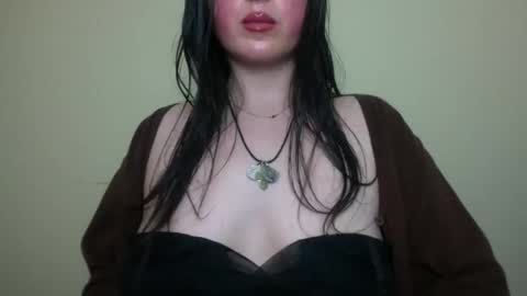 velira_ online show from January 2026 05:13:02 AM