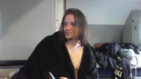 velish191 online show from March 2025 06:54:02 PM