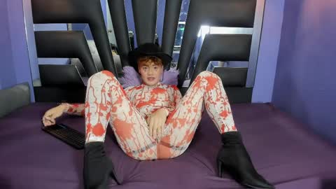 Snapshot of veluniliore chatting on April 2026 02:49:01 AM Veluni online show from April 2026 02:49:01 AM