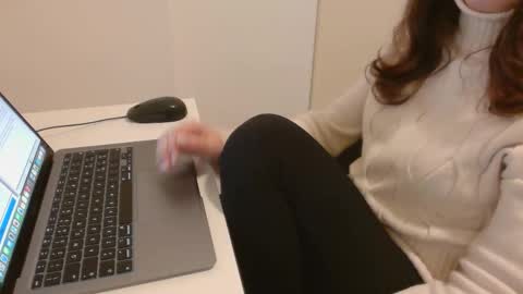 Snapshot of velvet_desiree chatting on February 2026 06:03:01 PM Velvet Desiree online show from February 2026 06:03:01 PM