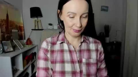 Jasmine online show from February 2026 06:22:02 AM