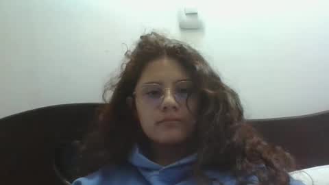 velvet_moon_v online show from April 2026 06:16:02 AM