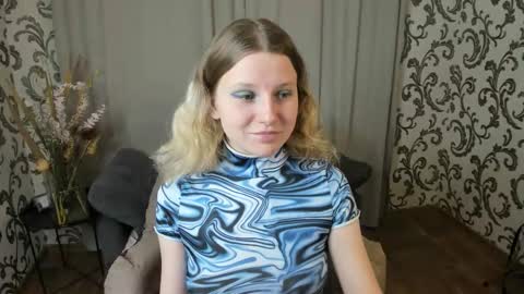 Snapshot of velvet_peach_ chatting on November 2025 11:33:02 AM velvet_peach_ online show from November 2025 11:33:02 AM