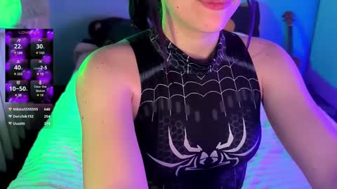 Violet online show from March 2025 09:24:01 PM