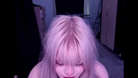 Snapshot of velvetalice chatting on April 2026 07:58:02 PM Alice online show from April 2026 07:58:02 PM