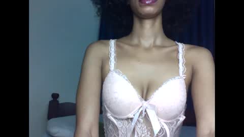 Snapshot of velvetbrownn chatting on April 2026 02:06:01 AM velvetbrownn online show from April 2026 02:06:01 AM
