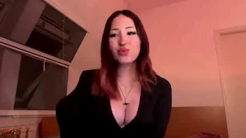 Snapshot of velvetfizz chatting on June 2026 09:16:02 PM Sophie online show from June 2026 09:16:02 PM