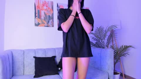 Snapshot of velvetnoir__ chatting on May 2026 11:17:01 AM online show from May 2026 11:17:01 AM