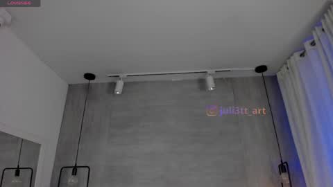 Snapshot of velvettease_ chatting on May 2026 12:46:02 PM velvettease_ online show from May 2026 12:46:02 PM
