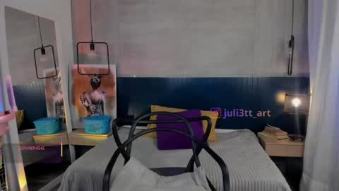 Snapshot of velvettease_ chatting on June 2026 01:17:02 PM velvettease_ online show from June 2026 01:17:02 PM