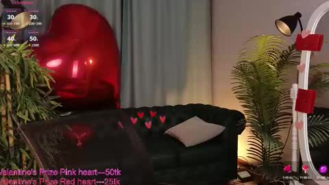 Snapshot of velvetvalkyries chatting on February 2025 06:12:01 PM CLEOshort hair  TIna long hair  online show from February 2025 06:12:01 PM