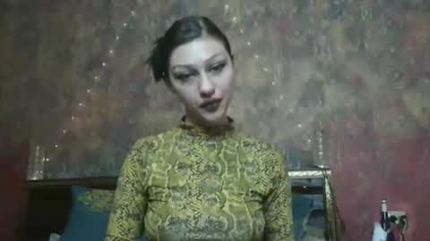 Snapshot of venera_goddess chatting on December 2025 09:14:01 AM Naly online show from December 2025 09:14:01 AM