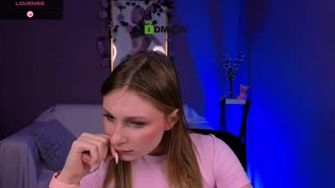 Snapshot of venezia_barton chatting on March 2026 08:35:02 PM venezia_barton online show from March 2026 08:35:02 PM